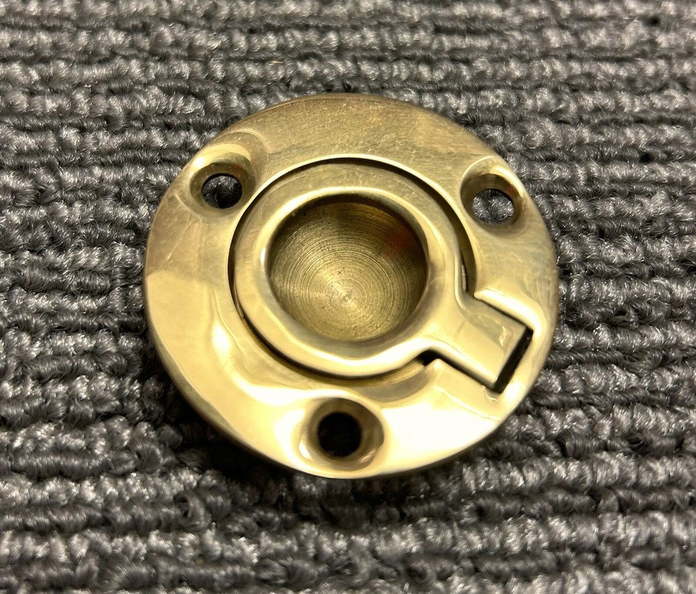 Hatch Handle Round Polished Brass 40mm