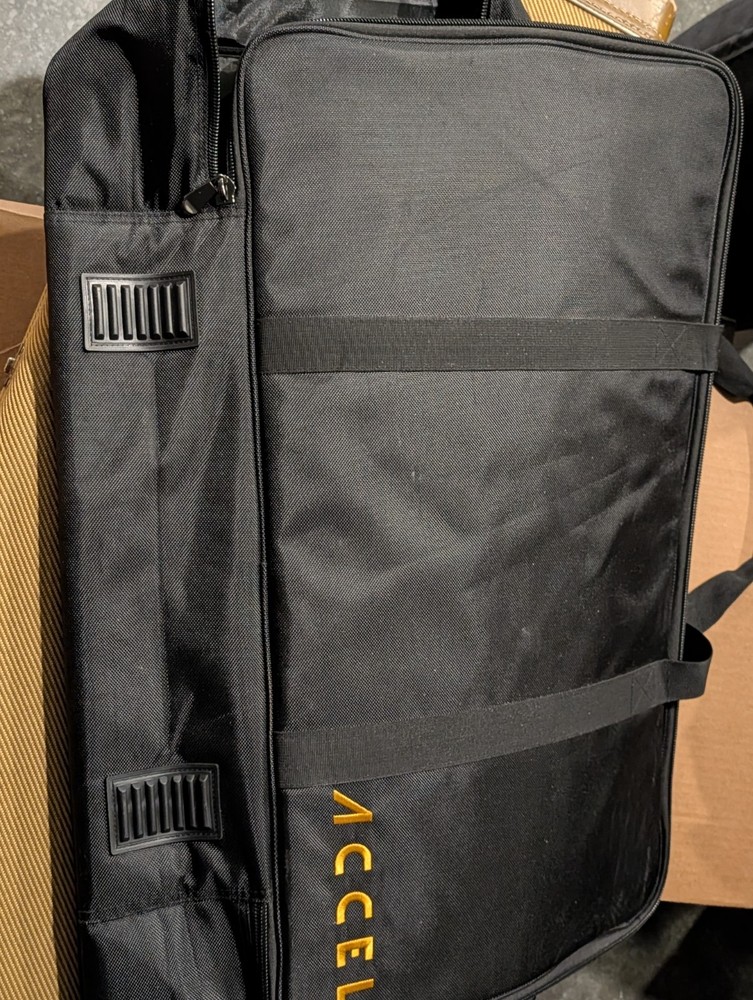 Accel FX8 Command Center 8-Loop Switcher with Power Adapter. Expert Wired. New