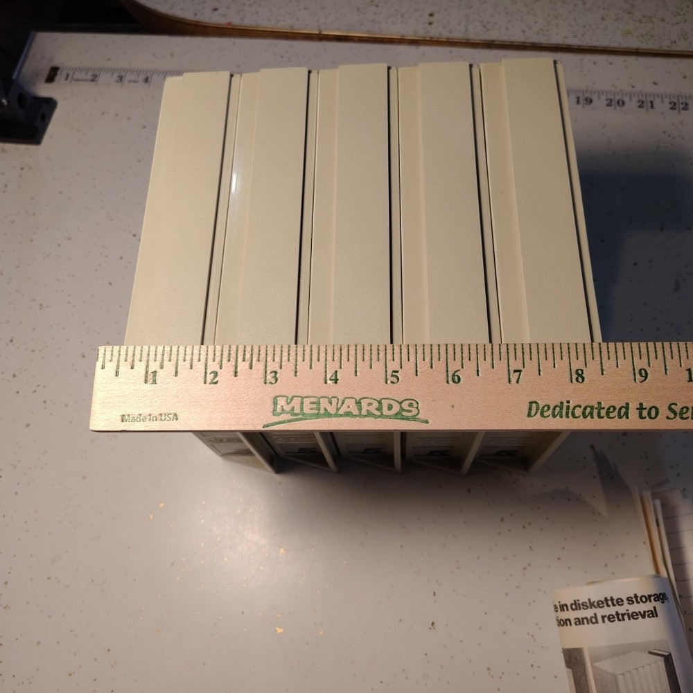 VTG DISKBANK 5 Floppy disk 5.25 Storage Detachable Customizable Case Stackable