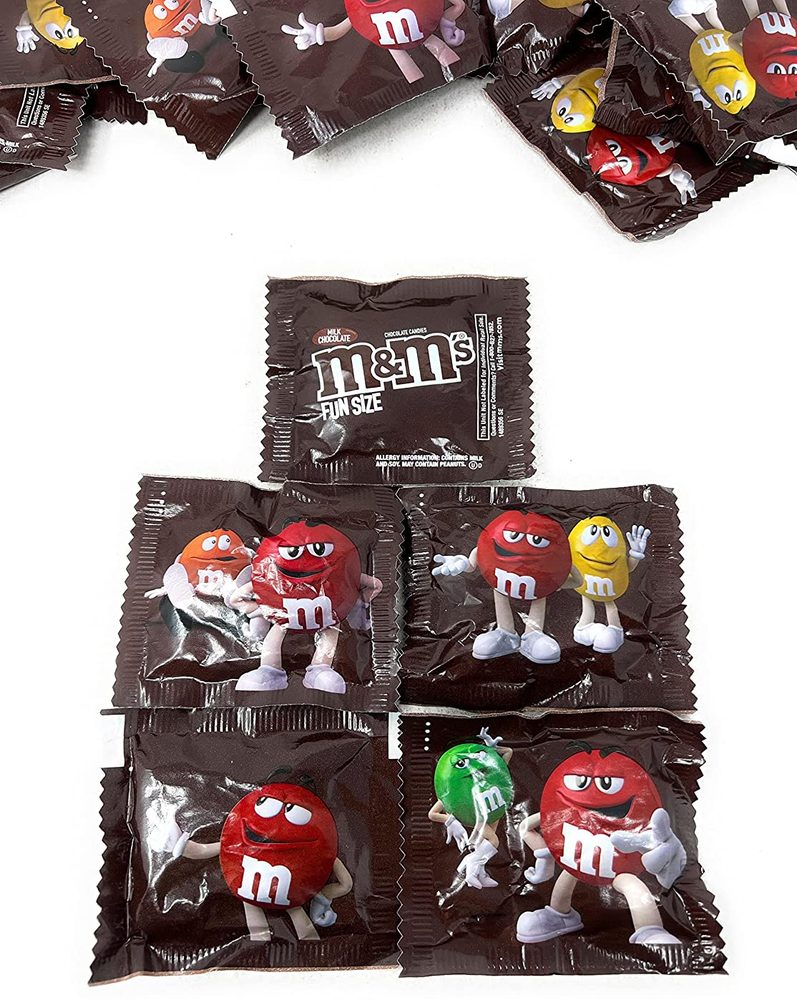 M&M's Milk Chocolate Fun Size Packets, Individually Wrapped, Bulk Bag (2 Pounds)