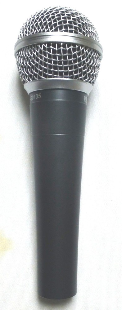 Revolution Pro Audio System MIC 20135 Professional Dynamic Microphone.