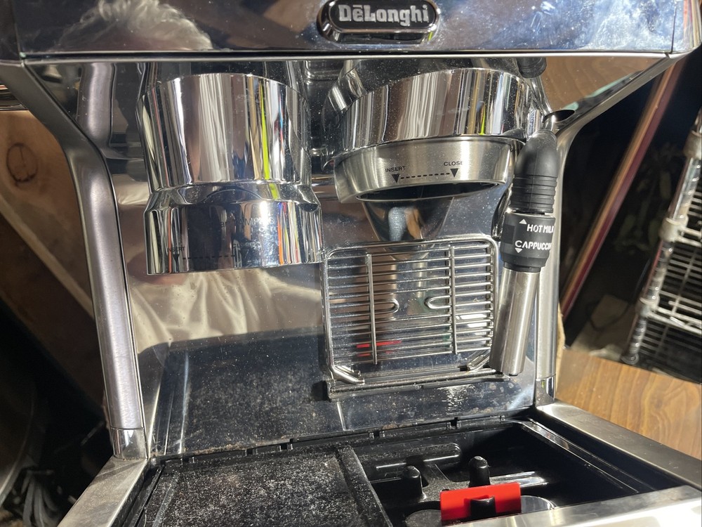 DELONGHI Espresso Machine Type Ec￼9335m