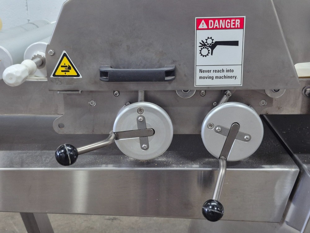 Cinelli Reversible Dough Sheeter