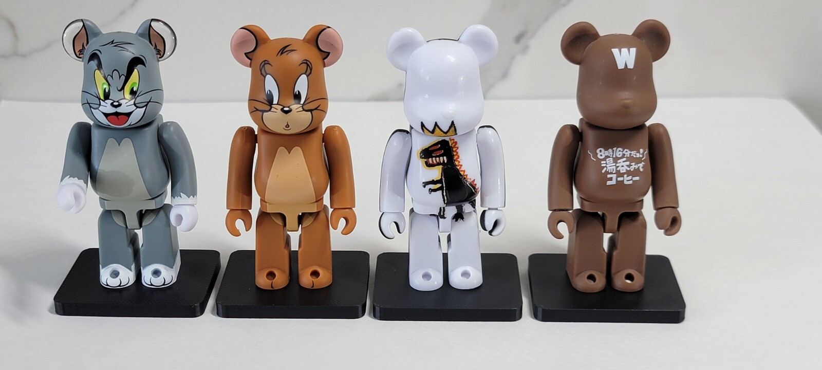 Mix and Match Custom Display Stands for Bearbrick 100%