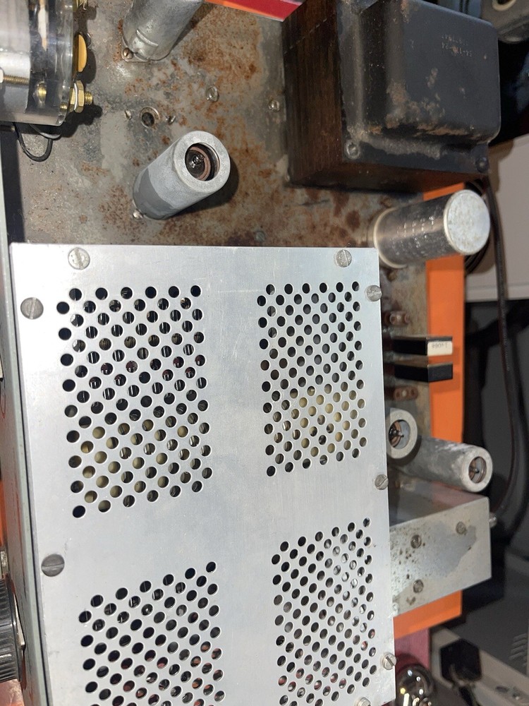 Heathkit DX 60B ESTATE FIND Works 40 Cw 10 Watts Out Only Moisture Damage On Fra