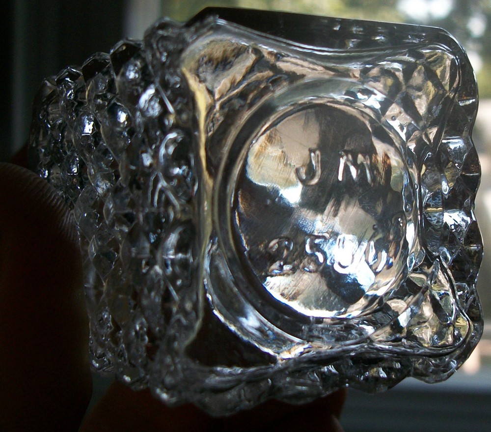 DIAMOND PATTERN MOLD BLOWN PERFUMER WITH ORIGINAL STOPPER SHINY MINT