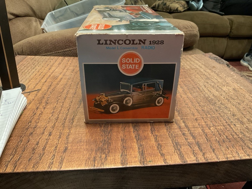 Solid State Lincoln 1928 Model L Convertible Car Radio
