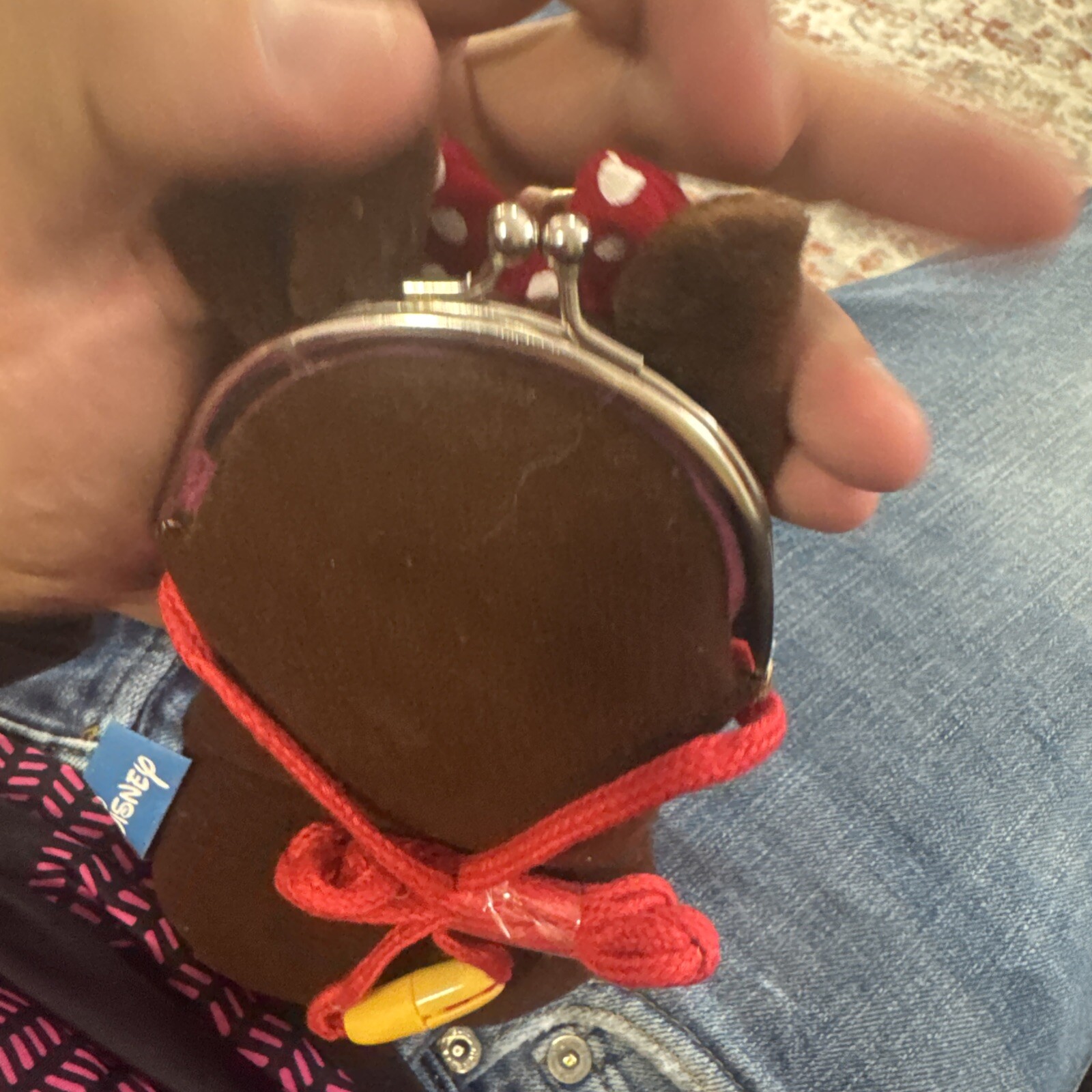 Disney Park Minnie Mouse Plush Coin Purse Clasped