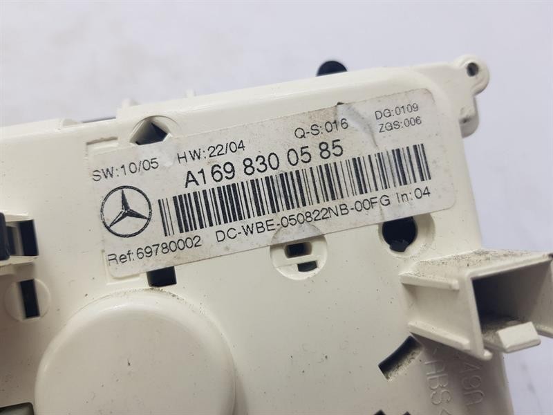 2005 MERCEDES A-CLASS HEATER CONTROL PANEL ASSEMBLY A1698300585