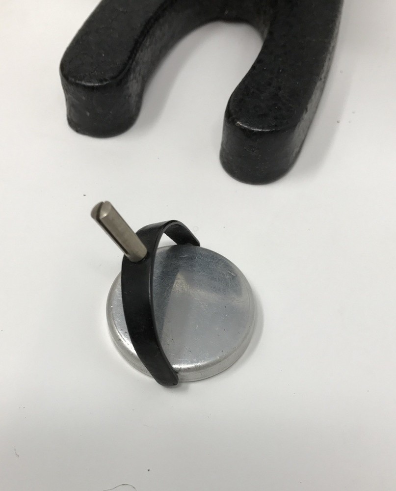 Vintage stellar microscope with kit.