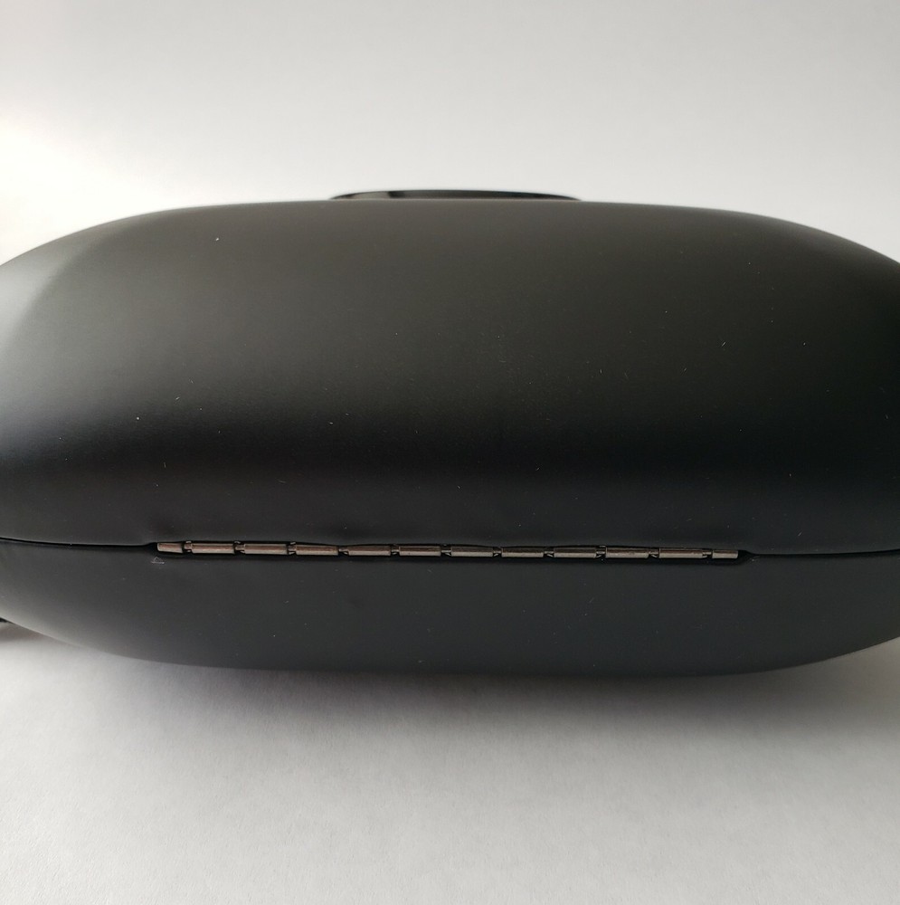 Oakley Split Shot Clamshell Sunglasses Vault Case with Clip Black Authentic