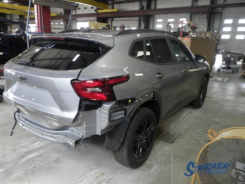 2024 Trax Activ ID-42856463 Screen 1571018