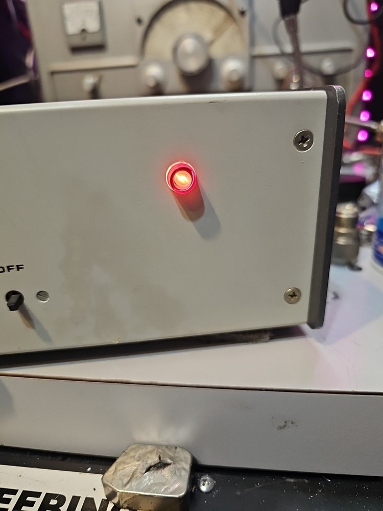 hal communications Rvd-1002 Turns On - Untested