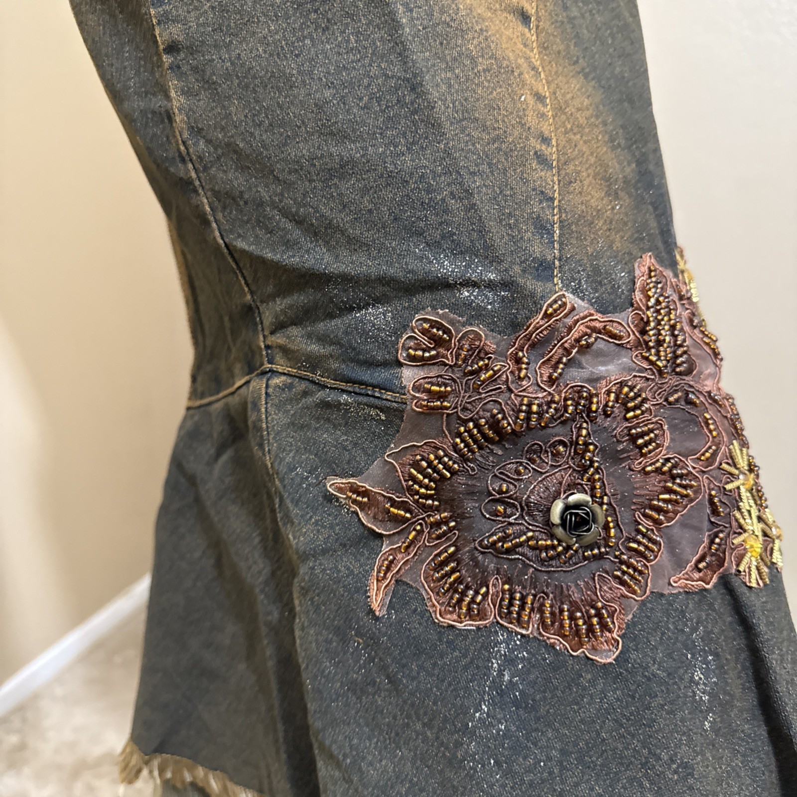 Women’s Brown Denim Cotton Stretch Boho Beaded Lace Zip Size M(6-8) Skirt 3716