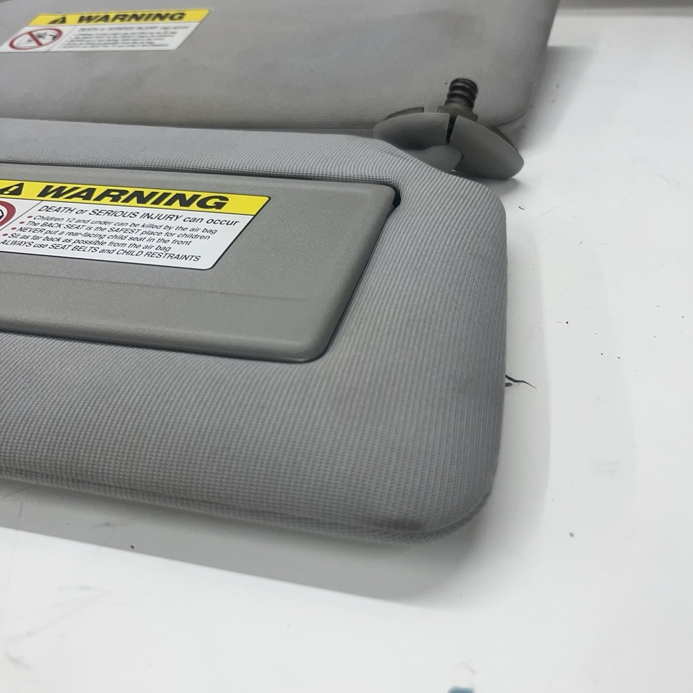 2003-2006 Honda Element Driver Passenger Side Sun Visor Pair Gray Cloth OEM