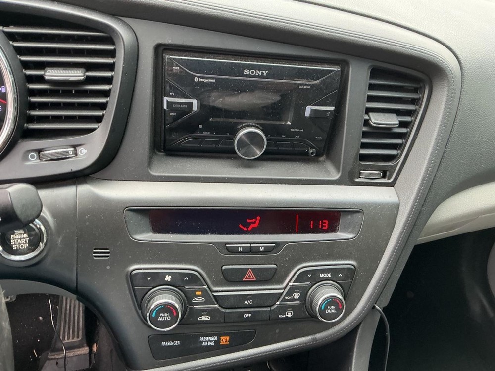 OPTIMAKIA 2012 Glove Box 4984493