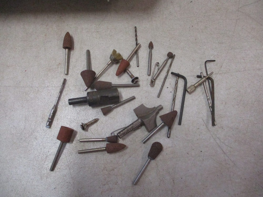 Rechargeable, Variable Speed Moto-Tool with Case