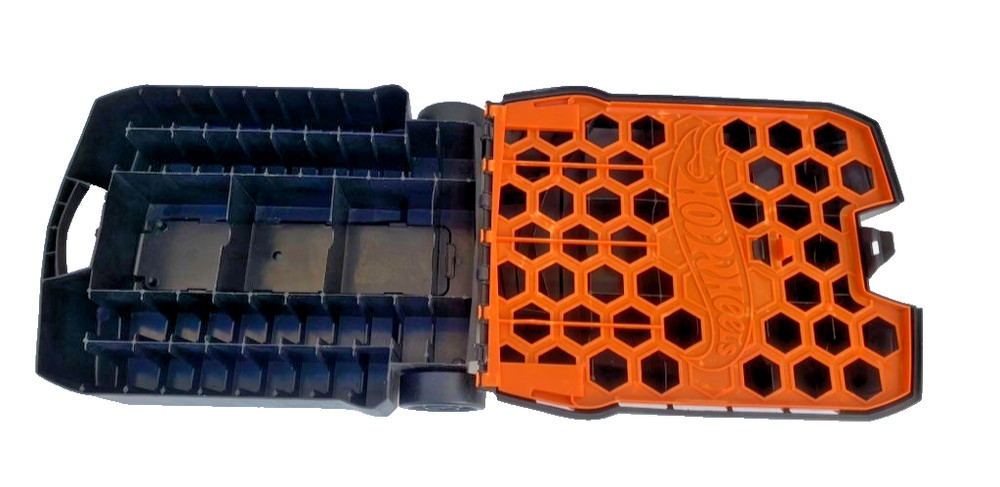 Hot Wheels 100-Car Rolling Storage Case With Retractable Handle Black Wheels