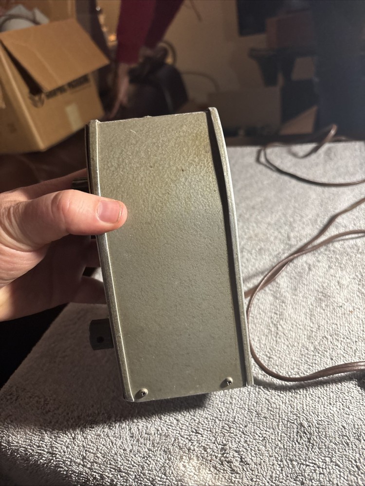 B&W Barker & Williamson Model 600 DIP Meter