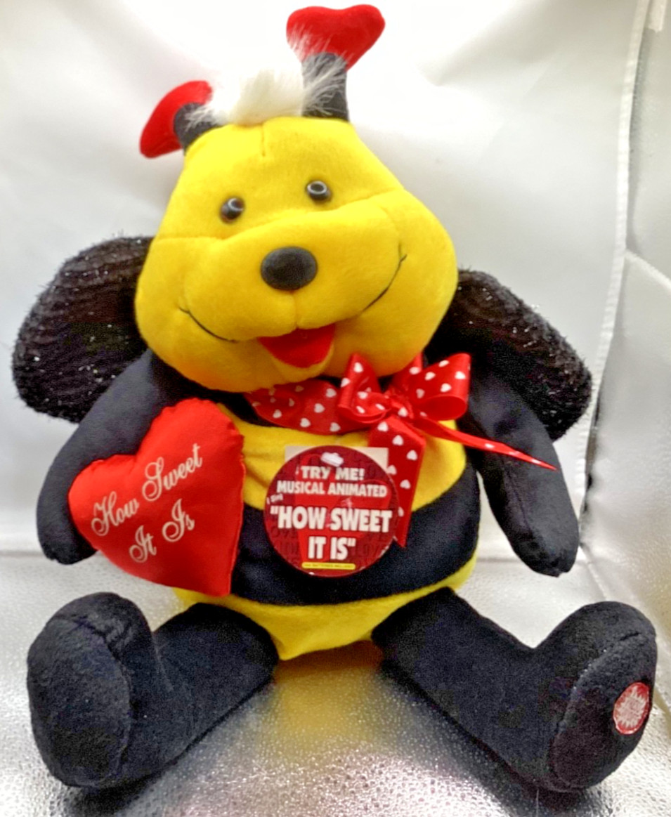 Dan Dee MTY International Animated Bumble Bee Sings "How Sweet It Is" t75