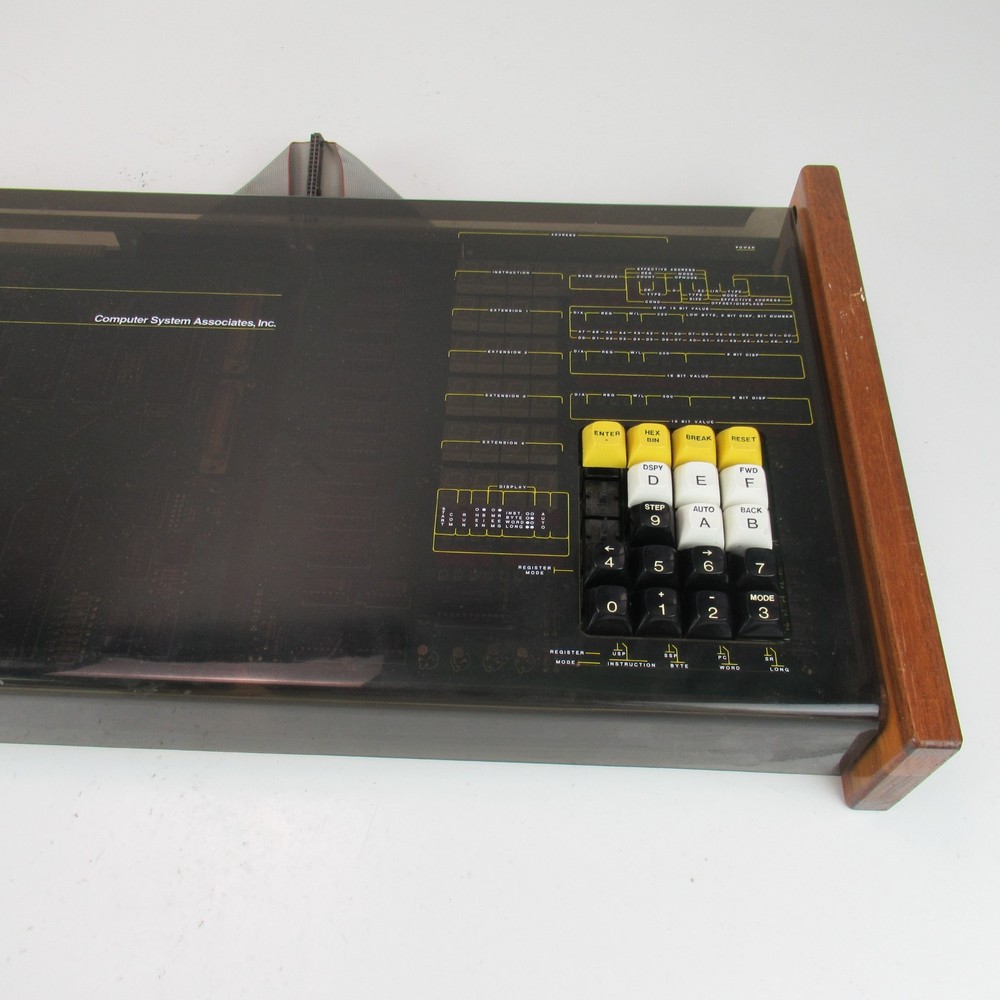 COMPUTER SYSTEM ASSOCIATES CSA MICRO 68000 BASED VINTAGE COMPUTER SYSTEM -ISSUES