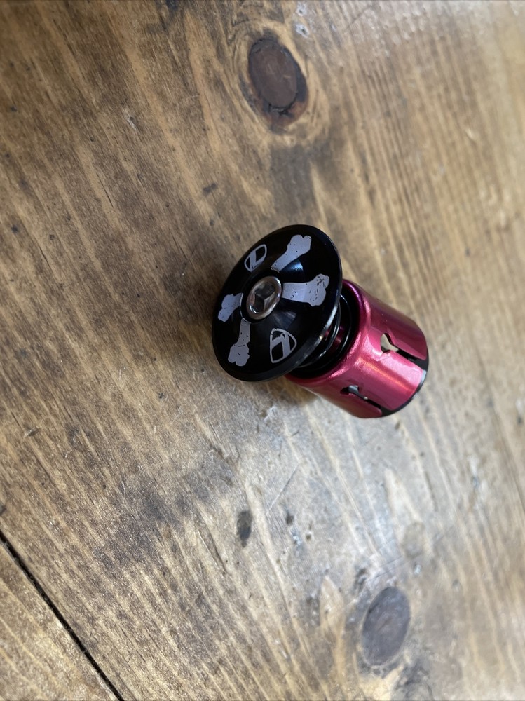 Leader Bikes Compression Plug