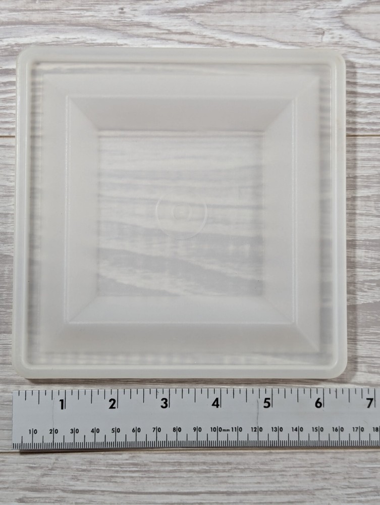 Vintage Tupperware Lid 1387-2 White Square