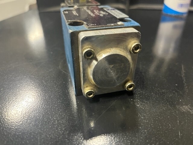Rexroth 3WE6A53/AG24NZ4 Pilot Valve (#652)