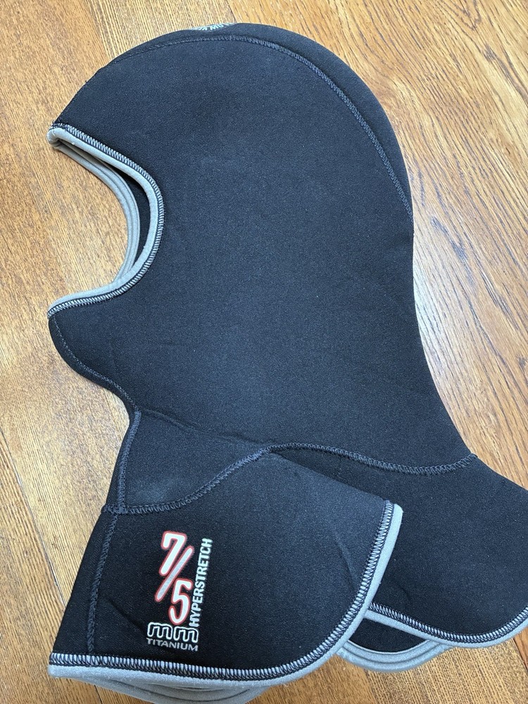 Henderson Titanium Diving Hood Medium