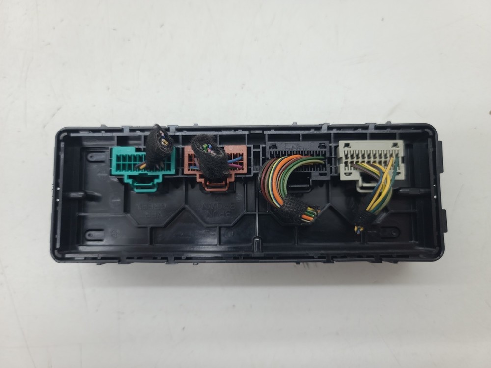 2015- 2020 CHEVY IMPALA Temperature Module Automatic OEM 13591963