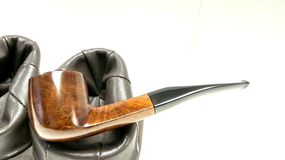 SAVINELLI 123 Smooth 1/8 Bent Pot w Triangular Shank