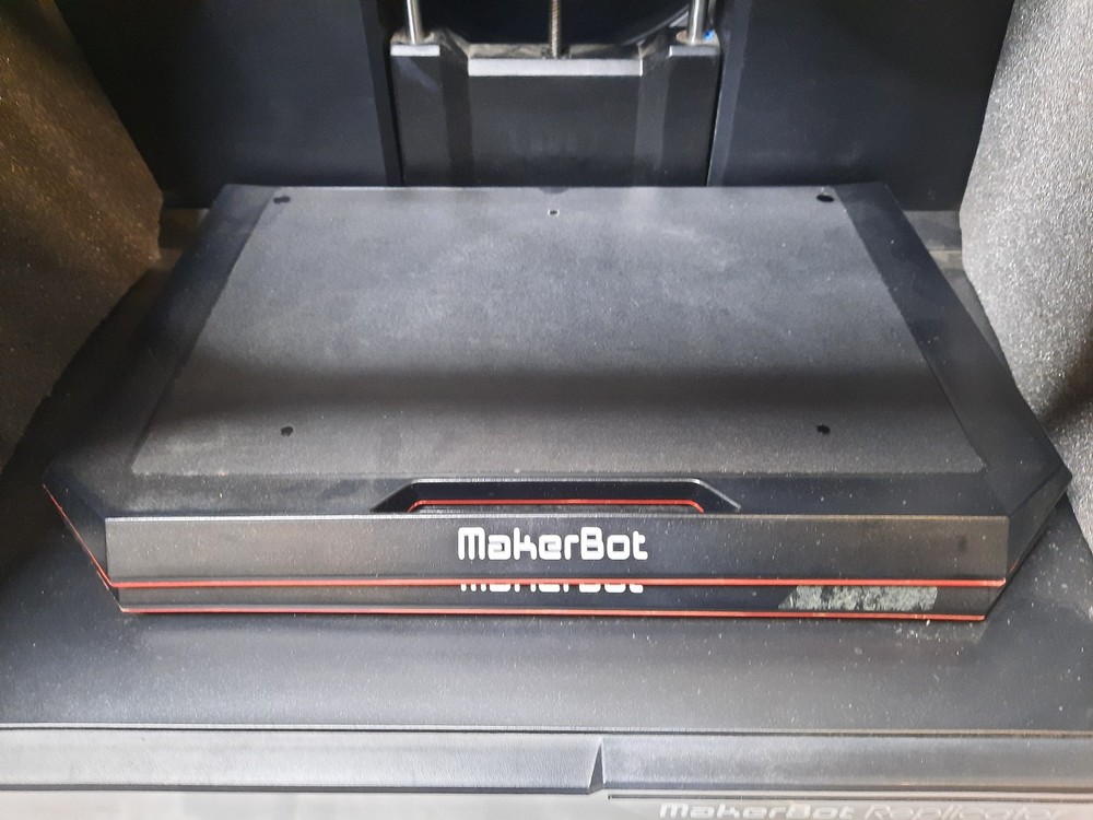 MakerBot Replicator+ 3D Printer PABH65 w/ Extruder Preheat and Power Tested