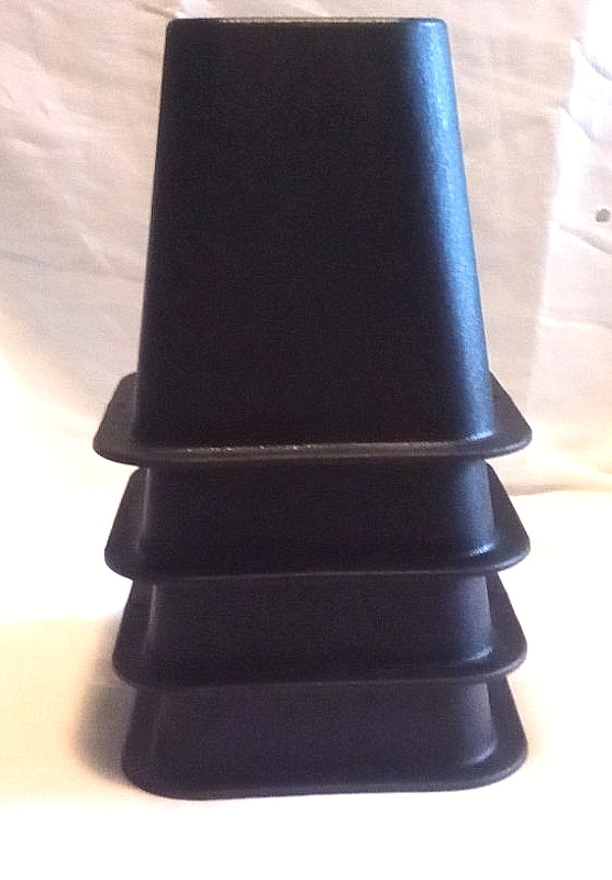 Room Essentials Bed Risers 4 pack Sturdy Brown Plastic Dorm Room Storage