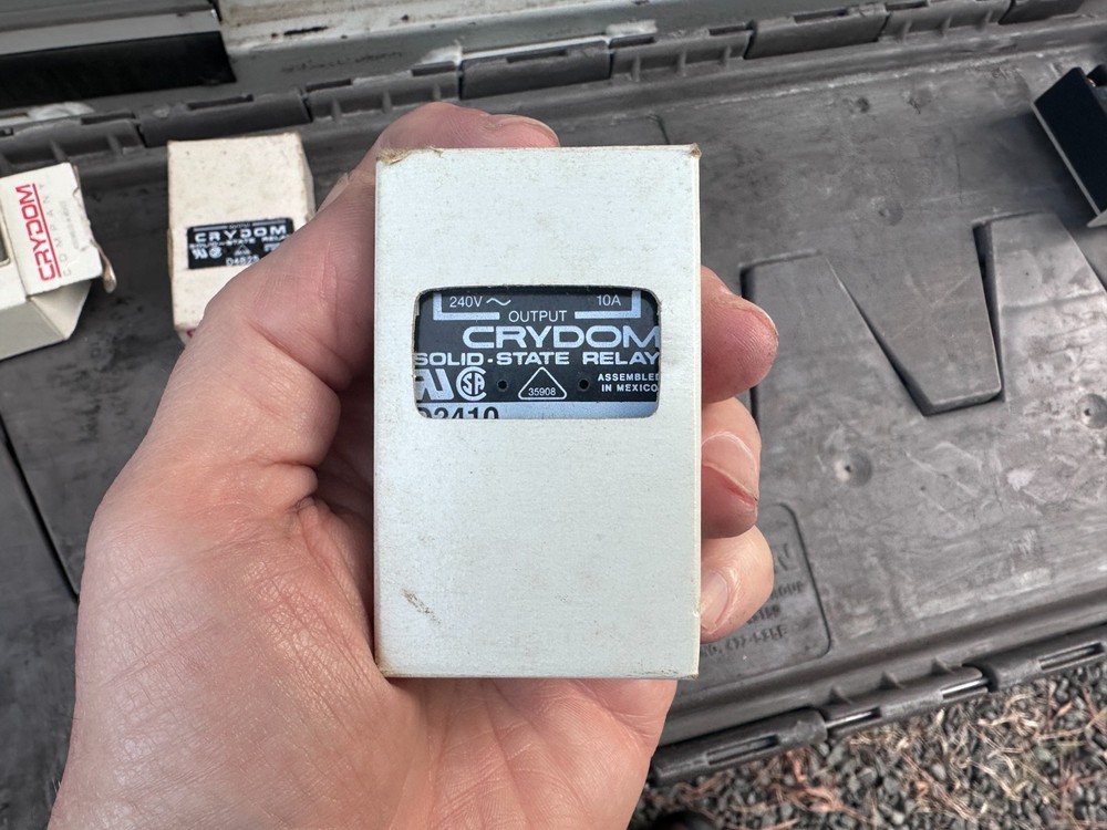 Crydom D2410 Solid State Relay