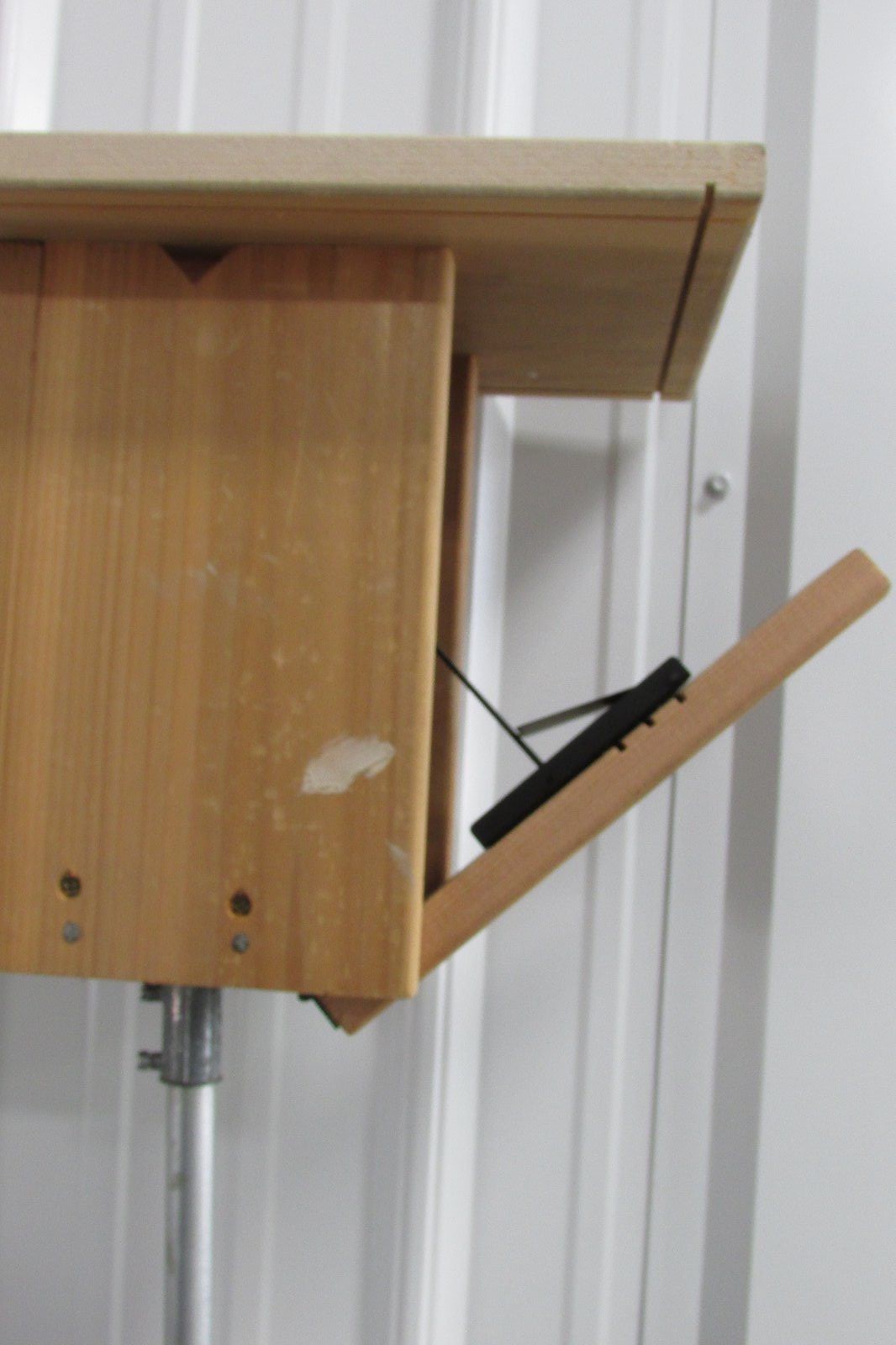 Van Ert Universal Sparrow Trap