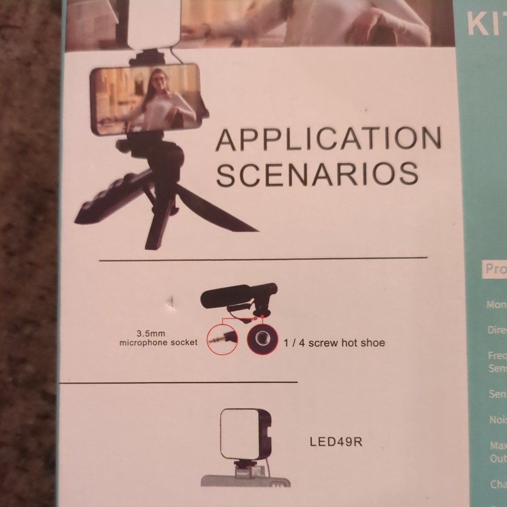 AY-49 Video-Making Kit for Smartphone with LED Light, Microphone, Tripod