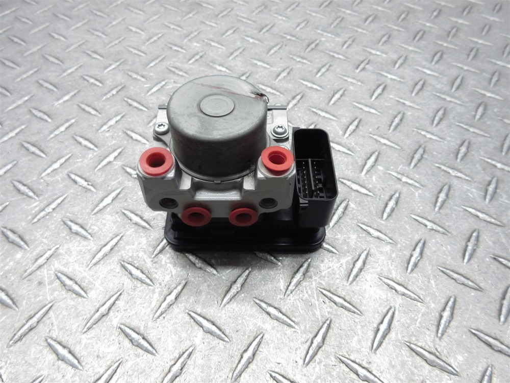 2018 17-19 Suzuki SV650 Abs Brake Pump Module Control Unit READ NOTES