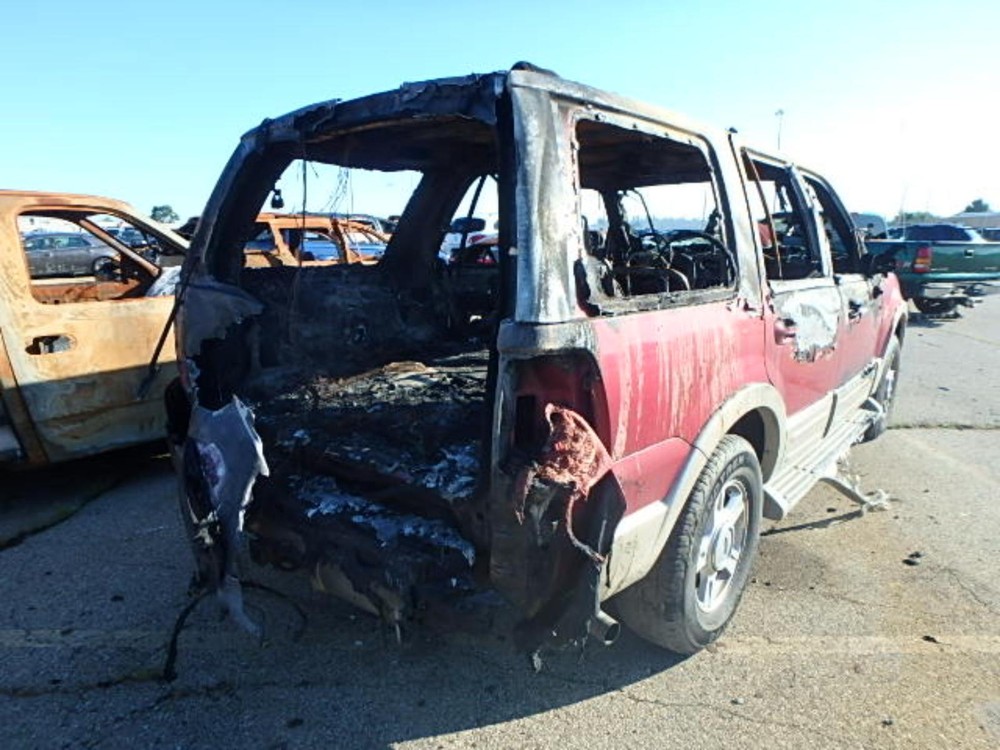 Used Transfer Case Assembly fits: 2005 Ford Expedition Grade B