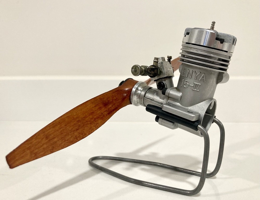 Enya 15-IV Model 3304 RC Nitro Engine W/ Prop, Glow Plug, Valve Needle