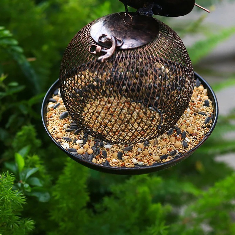 Metal Large Capacity Garden Bird Feeder