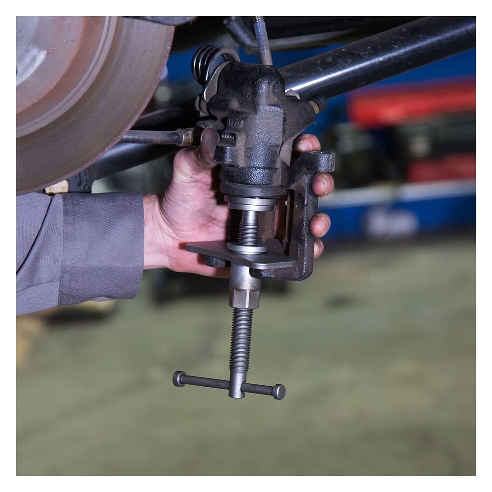 Specialty Tools 18PC DISC BRAKE SET