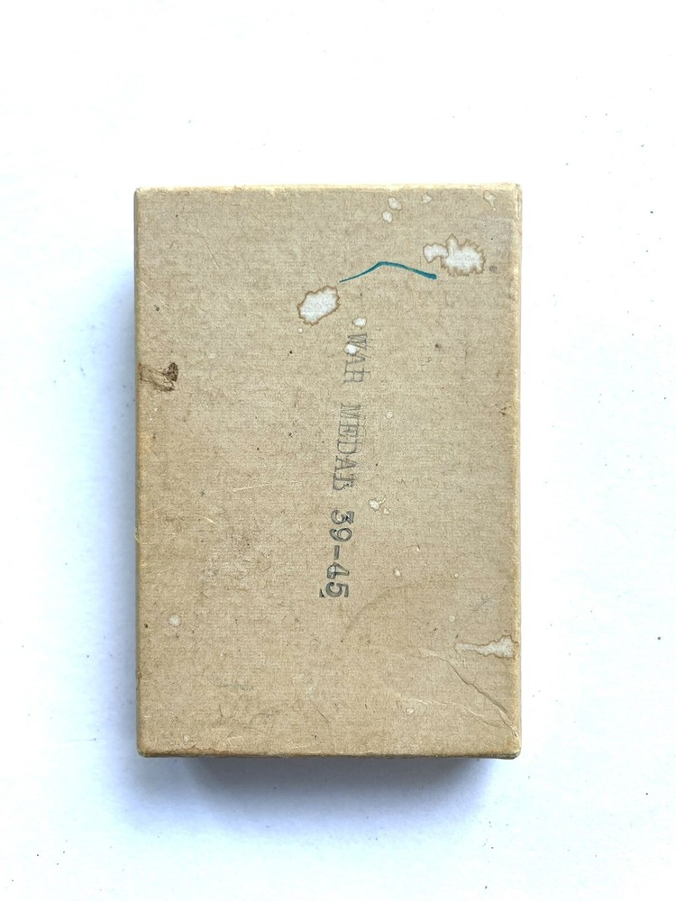 Authentic WW2 Canadian British War Medal Boxed SILVER