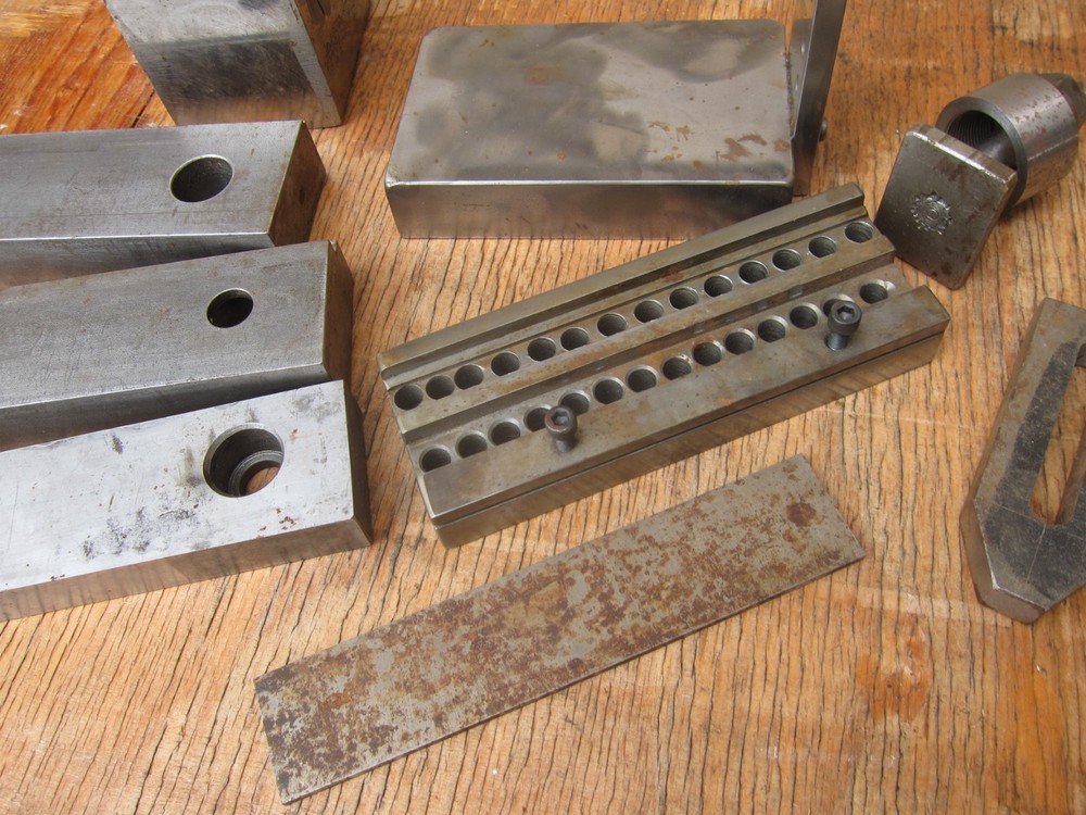 23 LBS LOT. MACHINST LATHE, END MILL TOOLS, SET UP BLOCK ect.