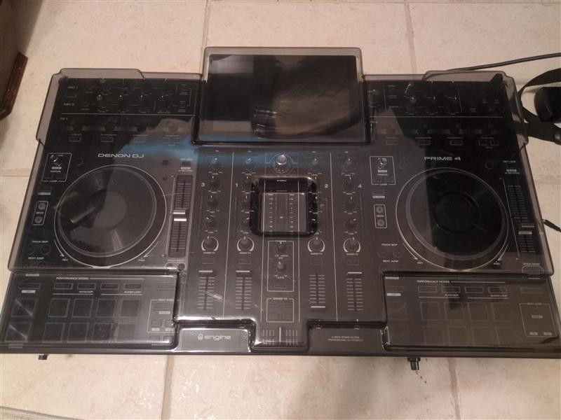 Denon DJ PRIME 4 Standalone 4-Deck DJ Controller - Black with Cover