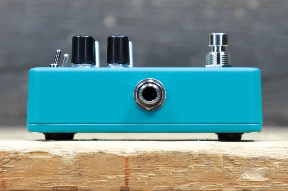 Electro-Harmonix Eddy Analog Vibrato & Chorus w/Expression Guitar Effect Pedal