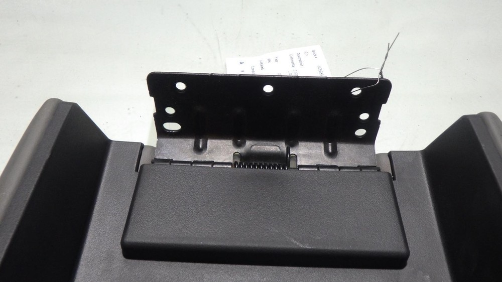 13 GMC ACADIA CENTER CONSOLE ARMREST LID