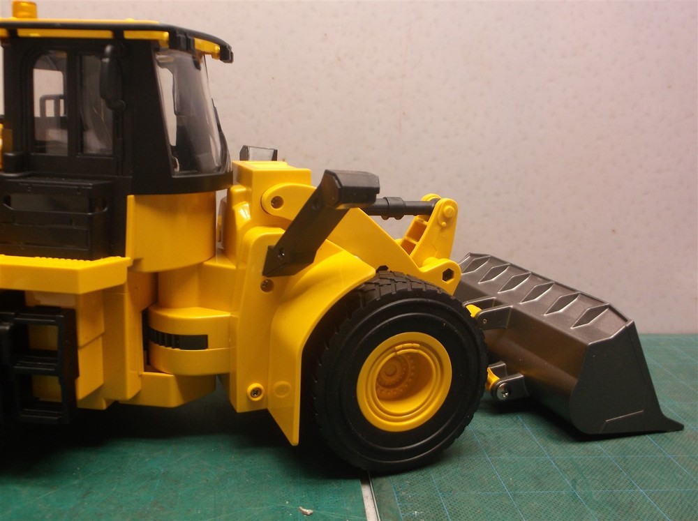 Huina 1552 RC Wheel Loader 1/16 untested No Remote, No Battery Untested