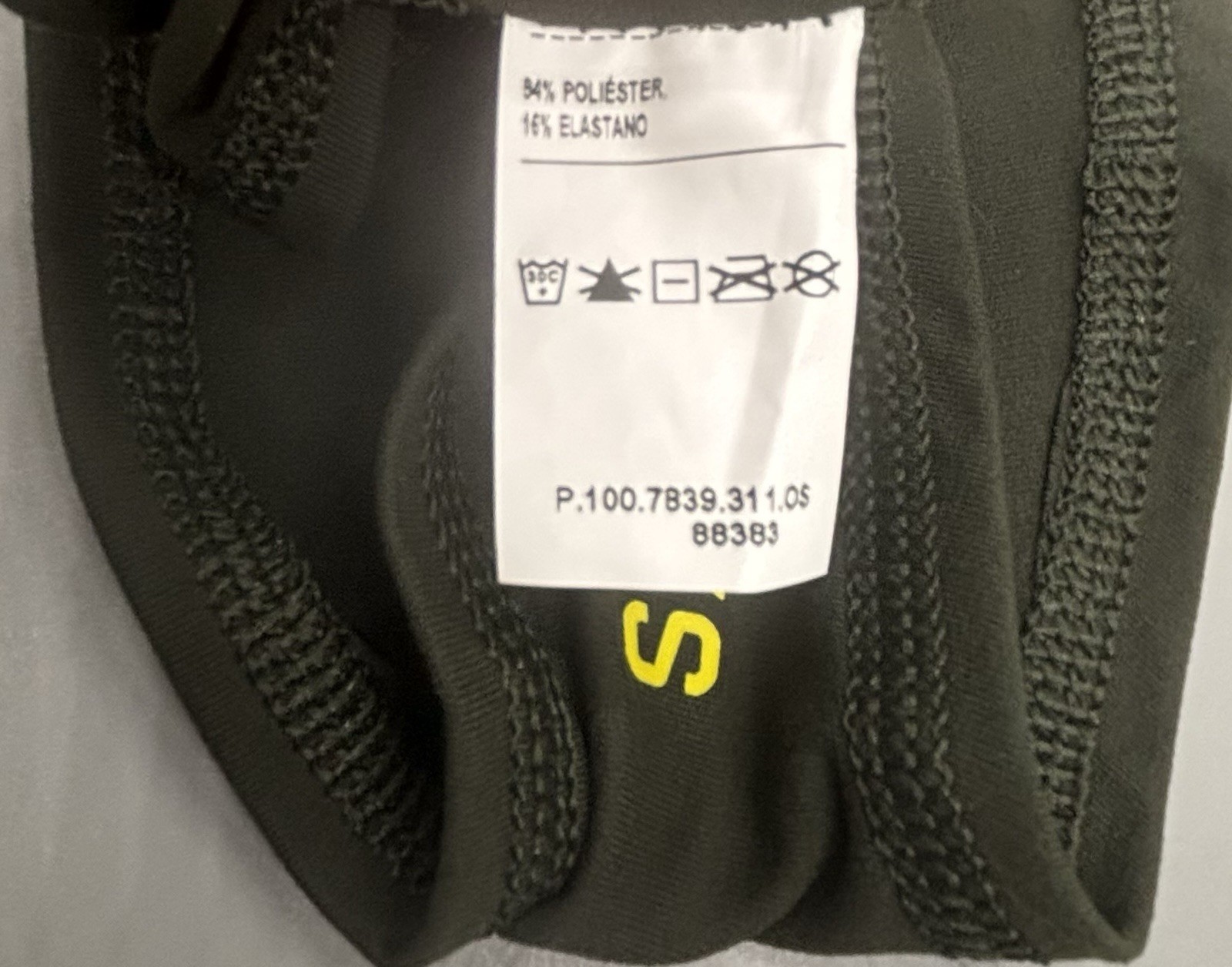 Nike Team Issued Oregon GO DUCKS PLAYER EXCLUSIVE Skull Wrap Cap 1 Size Fits NEW