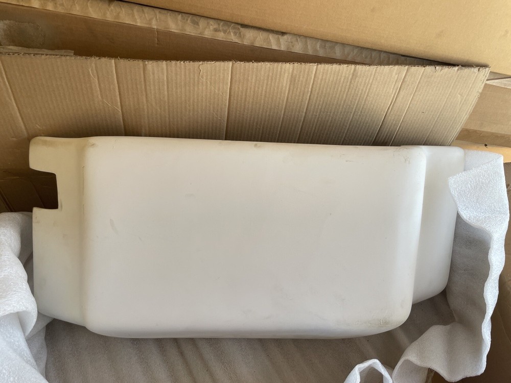 Kenworth T800 component left part
