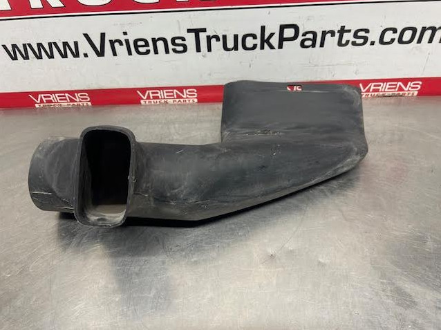PETERBILT S66-6007 FLOOR DUCT